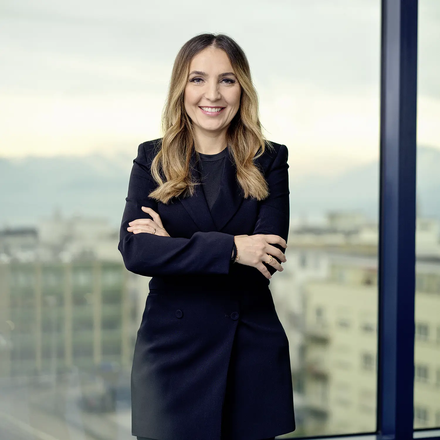 Naime Limani Serainainvest Nicolas Bruni 2 00 RGB LR