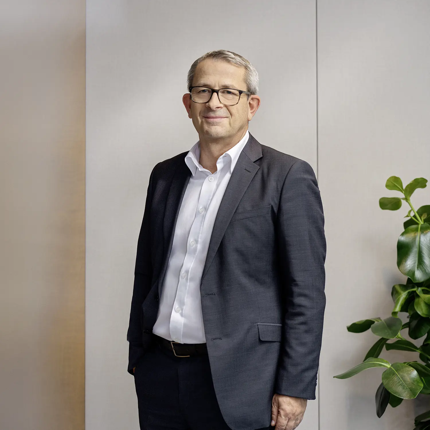 Rene Frauenknecht Serainainvest Nicolas Bruni 2 00 RGB LR